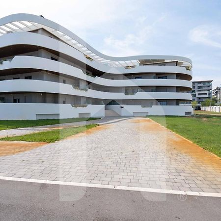 Homiday - Waterfront Montesilvano Ngoại thất bức ảnh