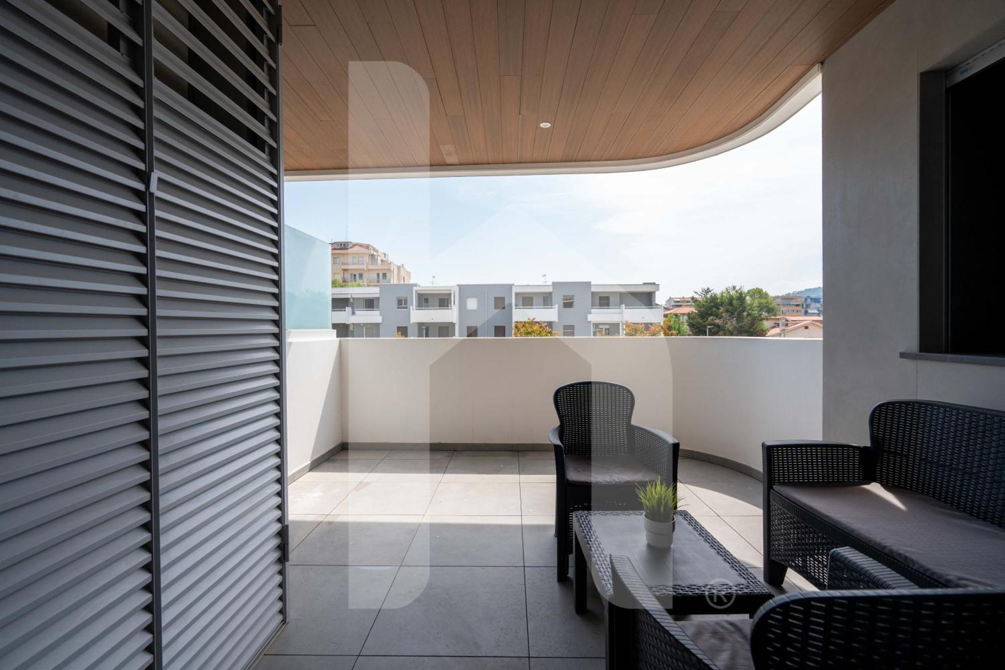 Homiday - Waterfront Montesilvano Ngoại thất bức ảnh