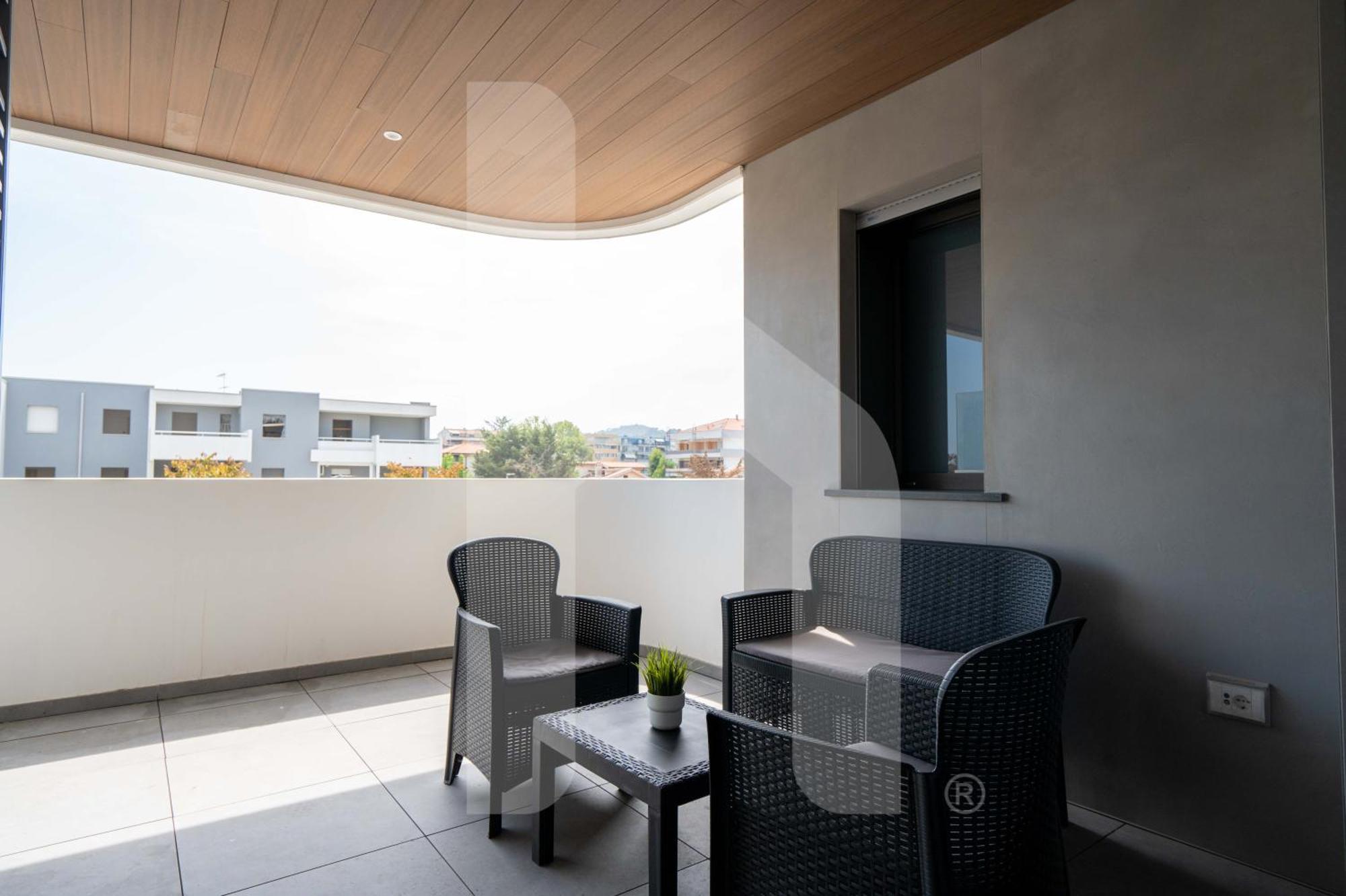 Homiday - Waterfront Montesilvano Ngoại thất bức ảnh
